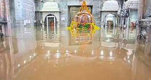 शिवना नदी का जलस्तर पशुपति नाथ मंदिर गर्भगृह तक पहुंचा 