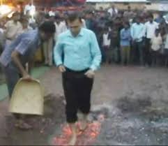 अंगारों पर दौड़े एसपी-आईजी